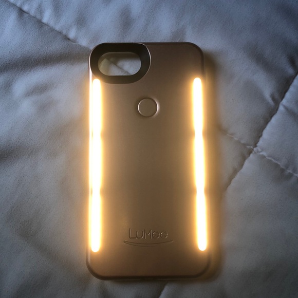 LuMee Accessories - IPhone 6s LuMee case.